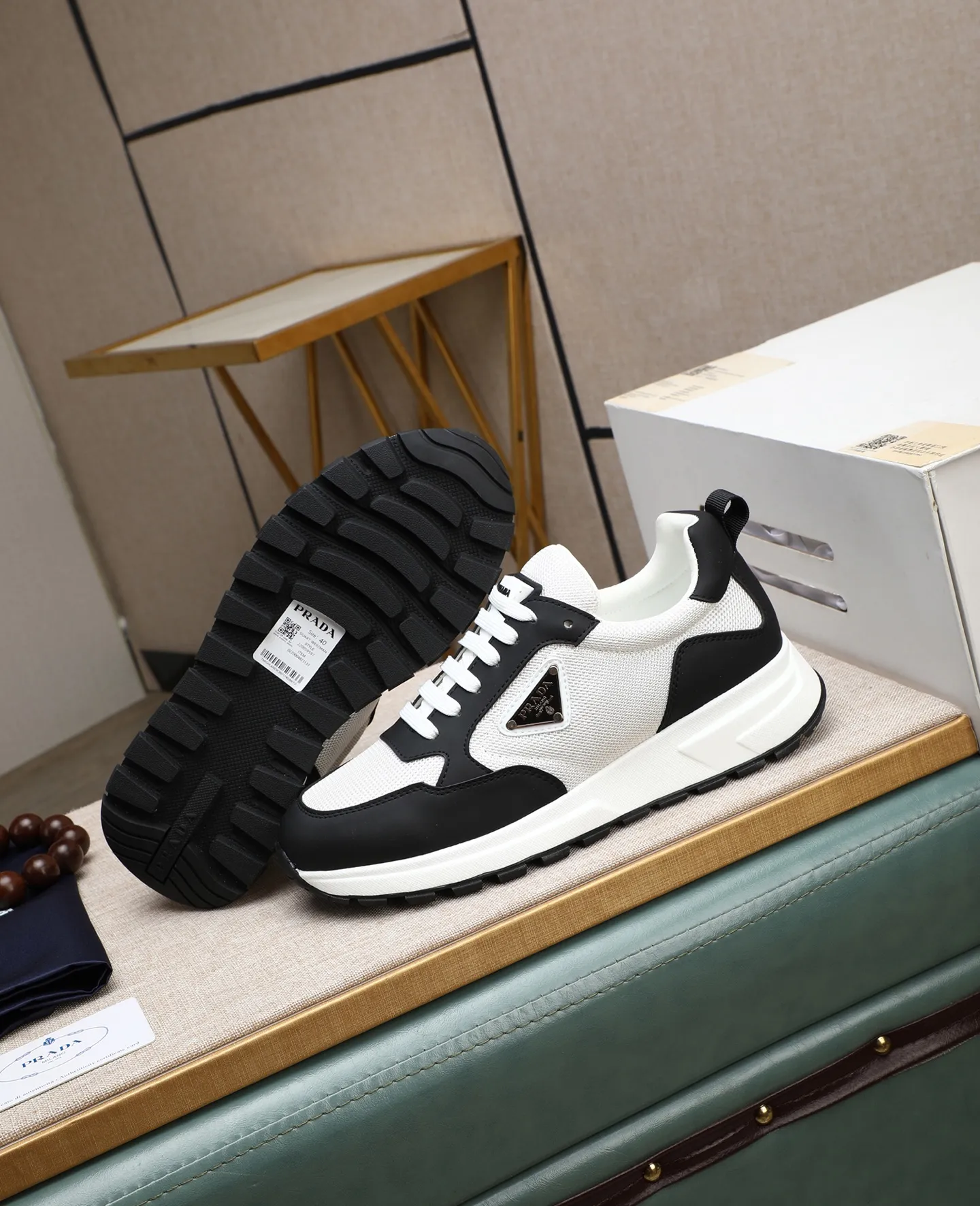 Men's shoes 💰540 🌹🌹[PRADA—Prada] latest model 🙈original replica! 👟👟👟Available here. The workmanship is top-notch. The upper is made from Italy. 🇮🇹Imported first-layer cowhide. ❗️Breathable cowhide lining@Suitable for travel. The original version has an enlarged engraved sole, making it suitable for all kinds of travels, showing low-key luxury. Let quality speak for itself. Color: Size: 38-44